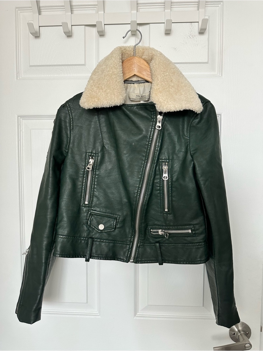 Zara Dark Green Leather Moto Jacket with Cream Sherpa Collar